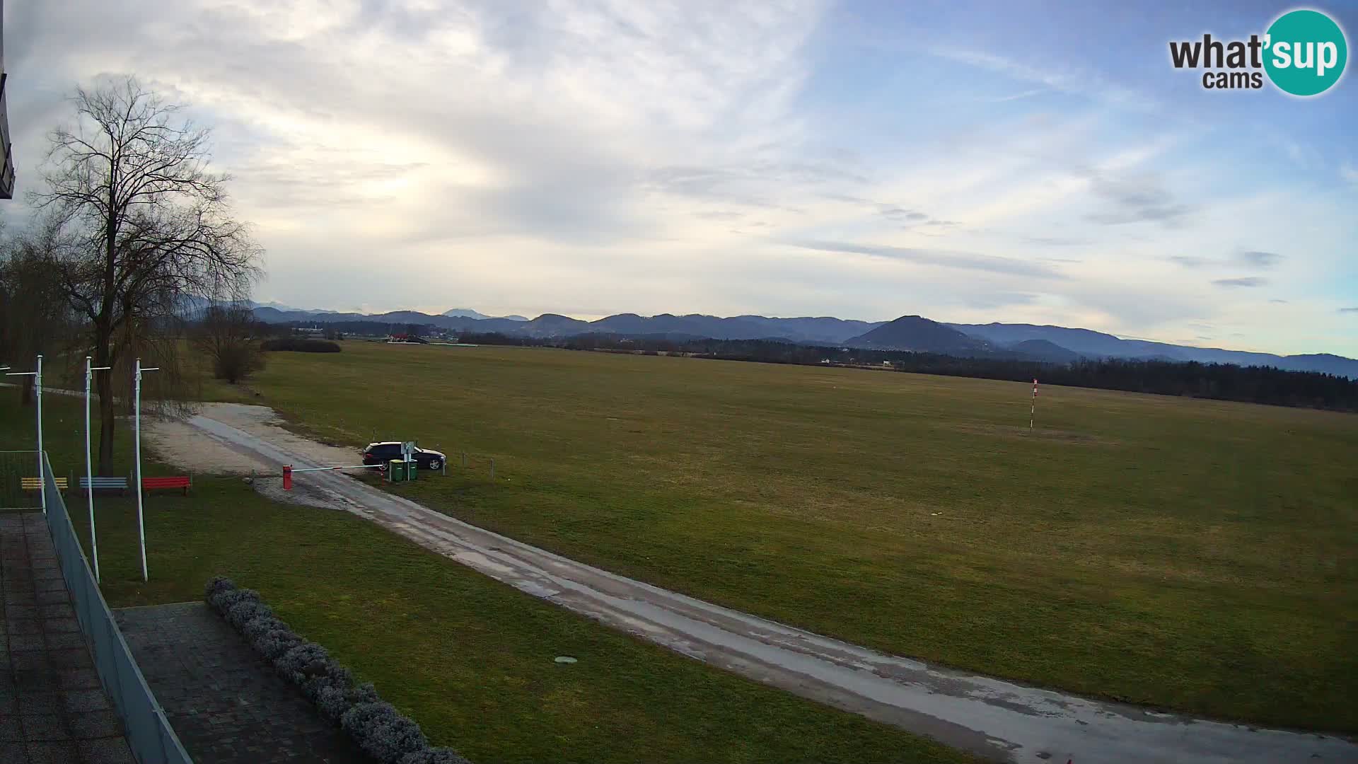 Spletna kamera Aeroklub Celje | LJCL