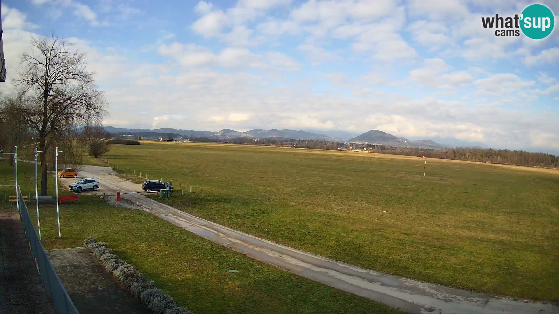 Spletna kamera Aeroklub Celje | LJCL