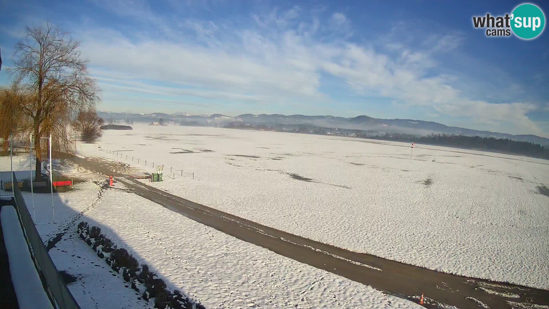 Spletna kamera Aeroklub Celje | LJCL