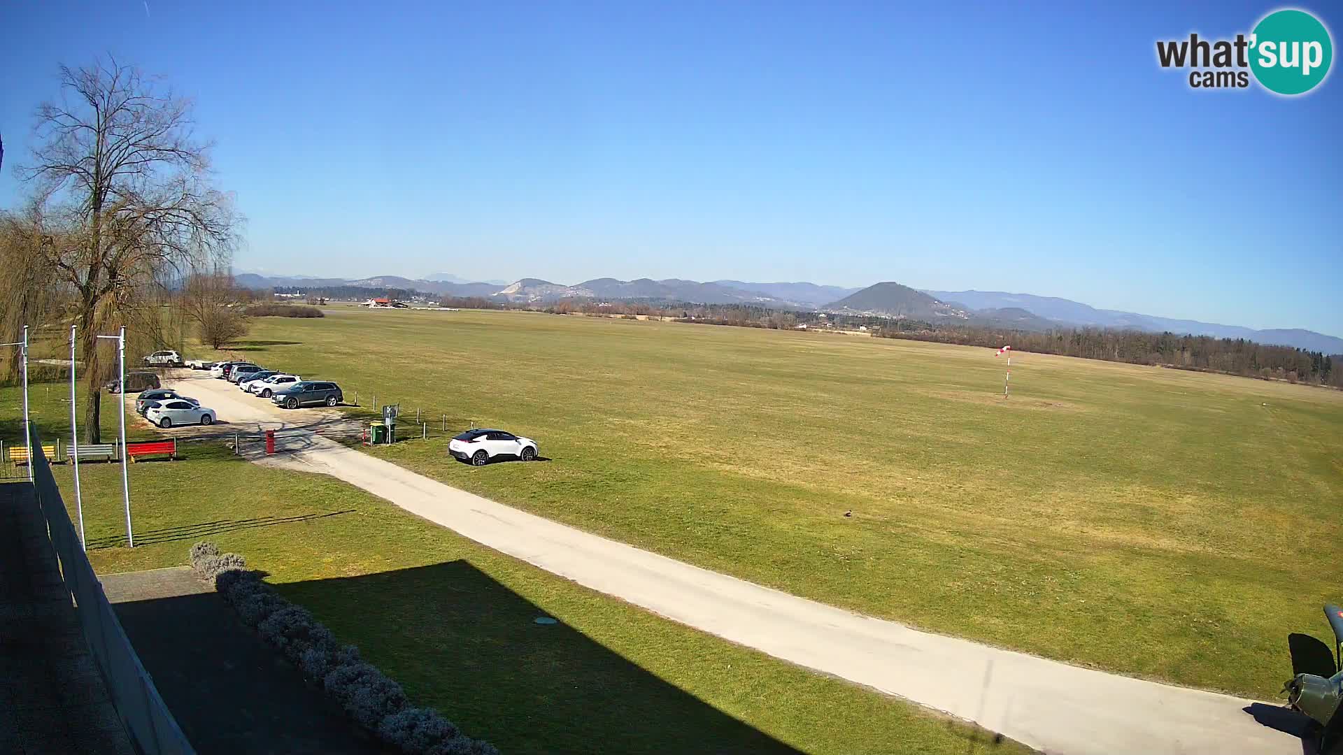 Spletna kamera Aeroklub Celje | LJCL