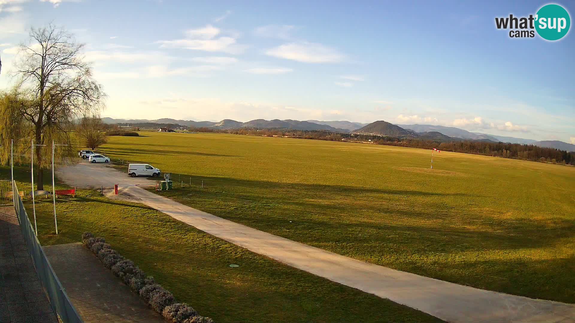 Spletna kamera Aeroklub Celje | LJCL
