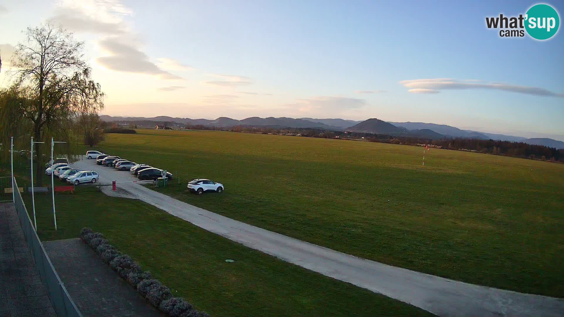 Spletna kamera Aeroklub Celje | LJCL