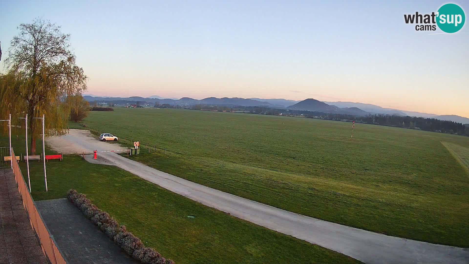 Spletna kamera Aeroklub Celje | LJCL