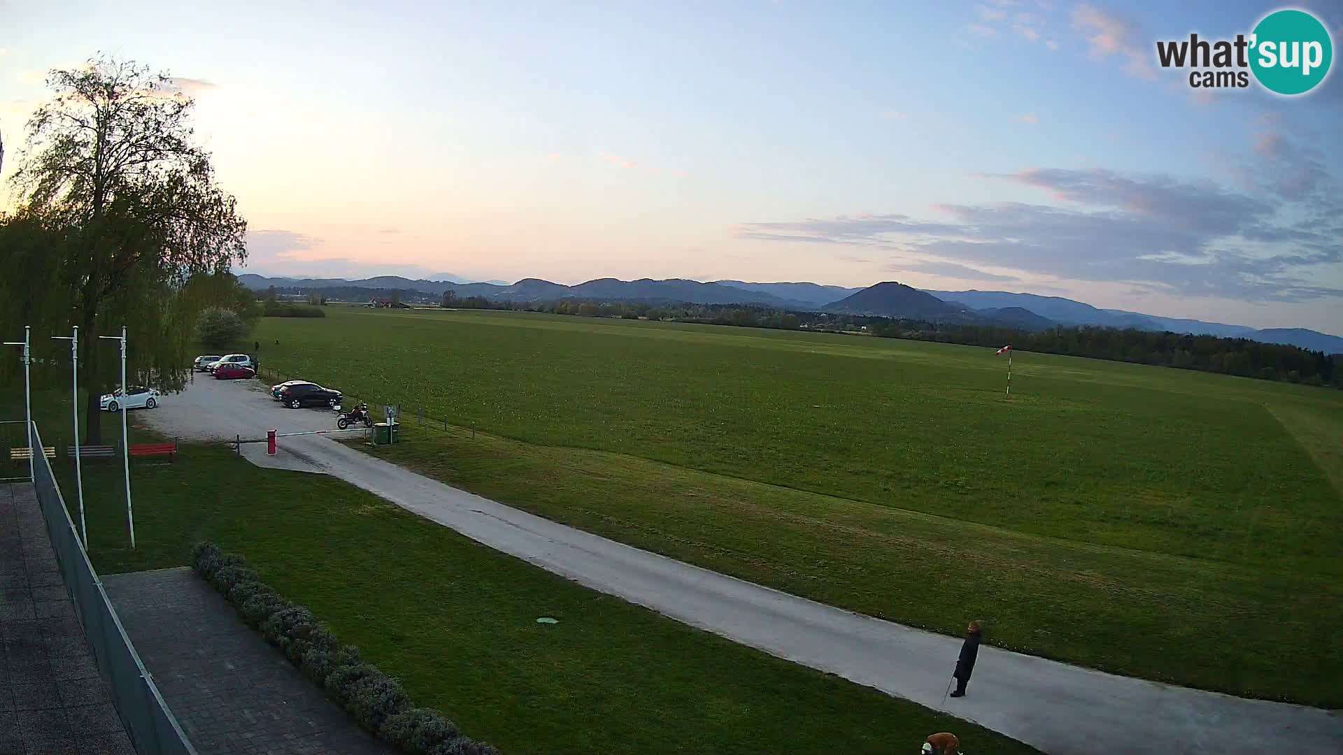 Spletna kamera Aeroklub Celje | LJCL
