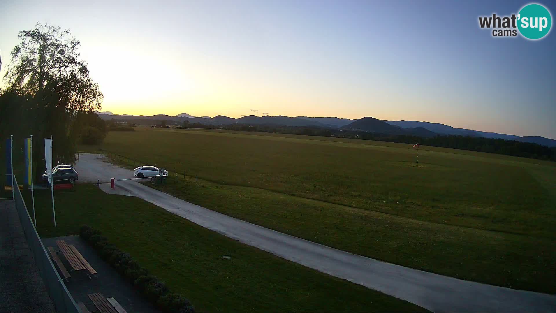 Spletna kamera Aeroklub Celje | LJCL