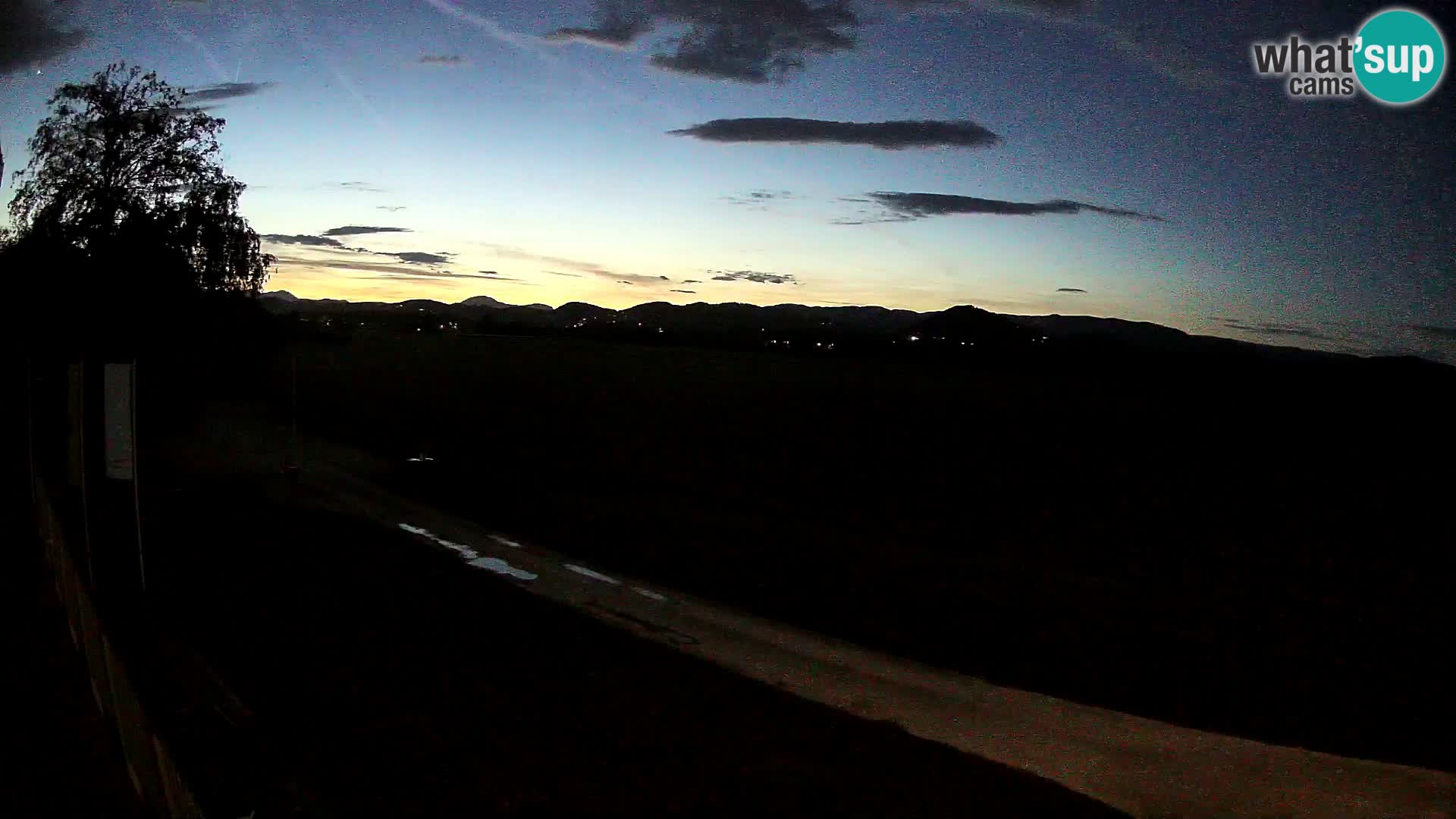 Celje Airfield livecam | LJCL | Slovenia