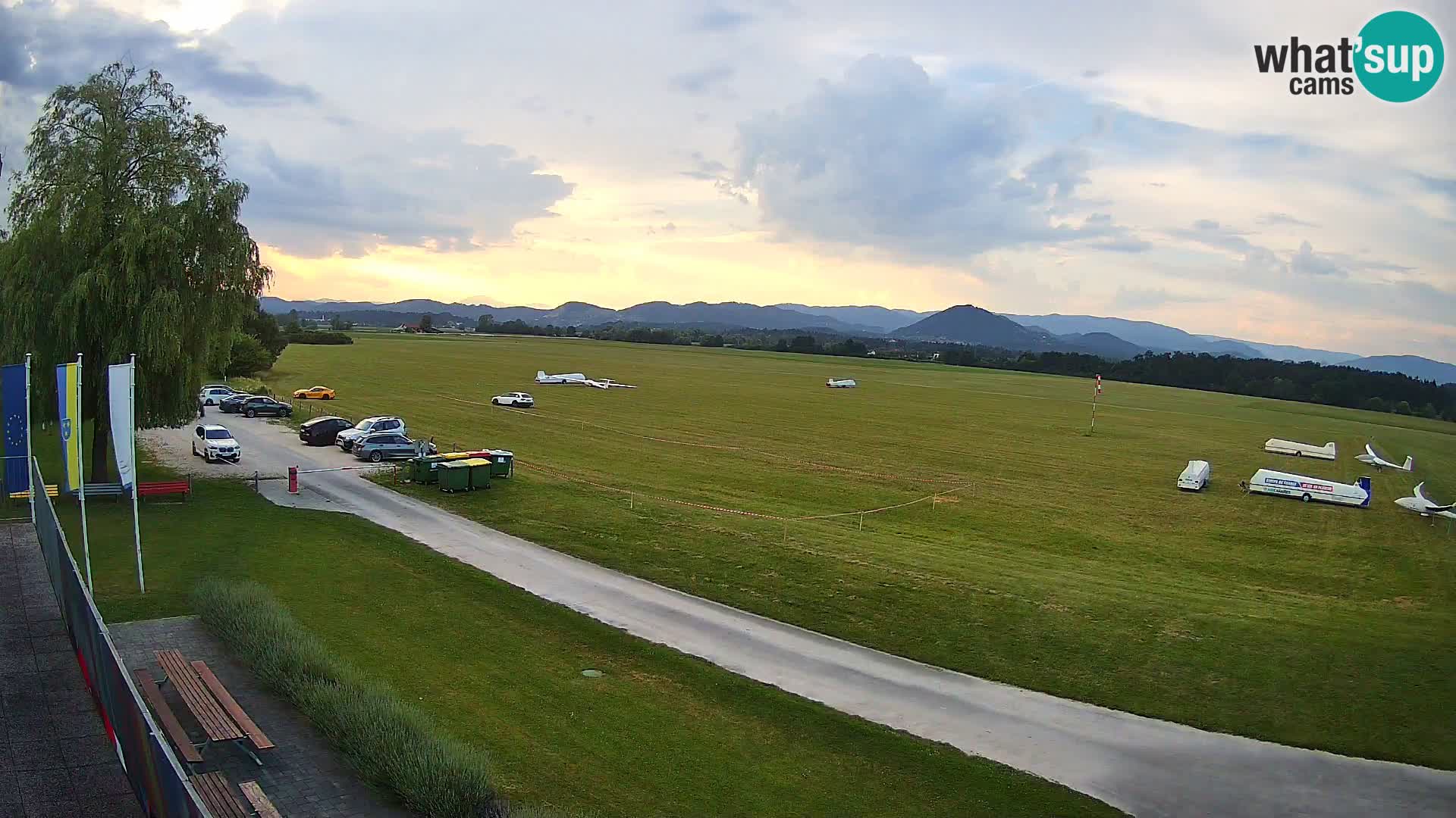 Spletna kamera Aeroklub Celje | LJCL