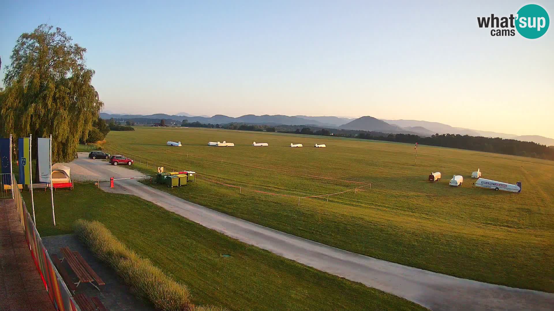 Spletna kamera Aeroklub Celje | LJCL