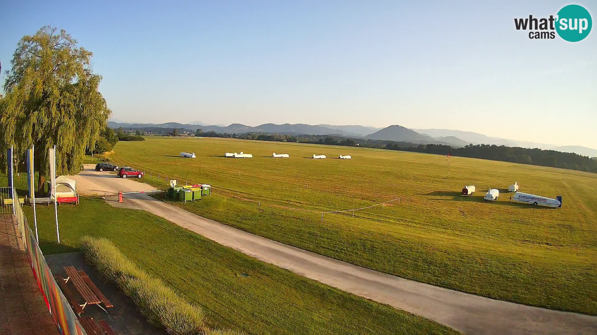 Spletna kamera Aeroklub Celje | LJCL