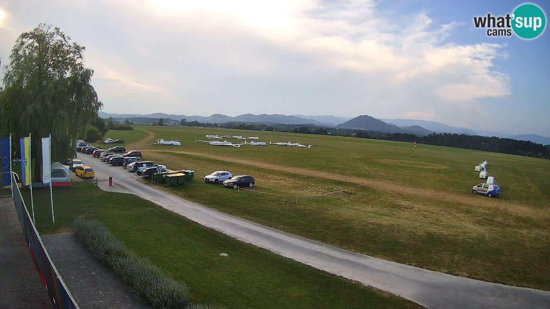 Spletna kamera Aeroklub Celje | LJCL