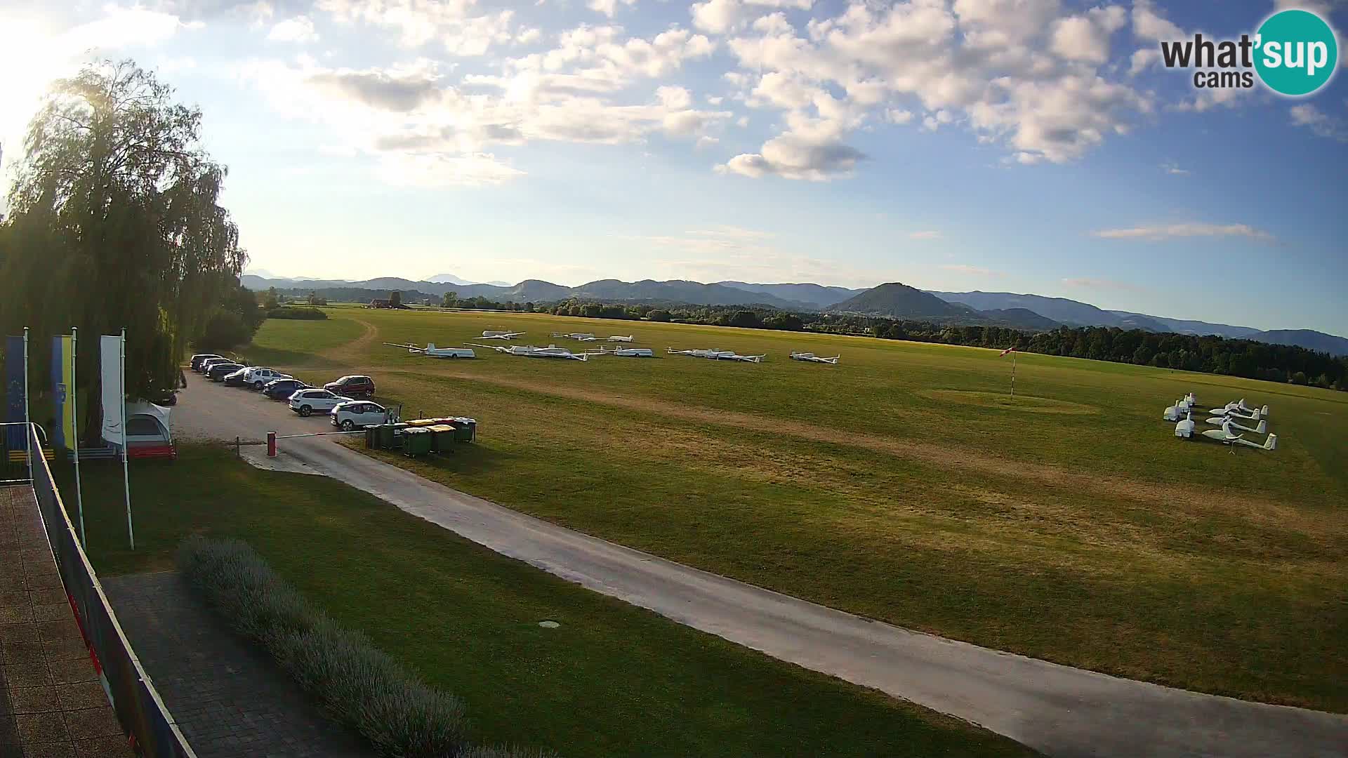 Spletna kamera Aeroklub Celje | LJCL