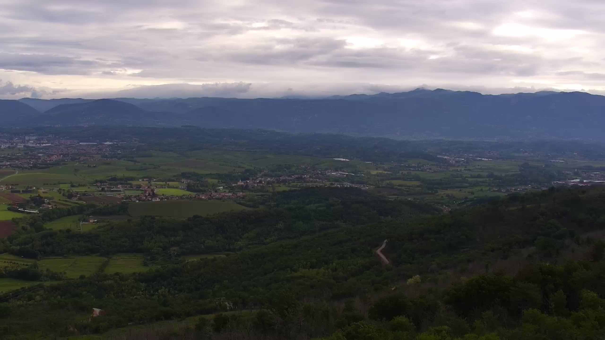 Live webcam Cerje – Miren – Kostanjevica – Slovenia
