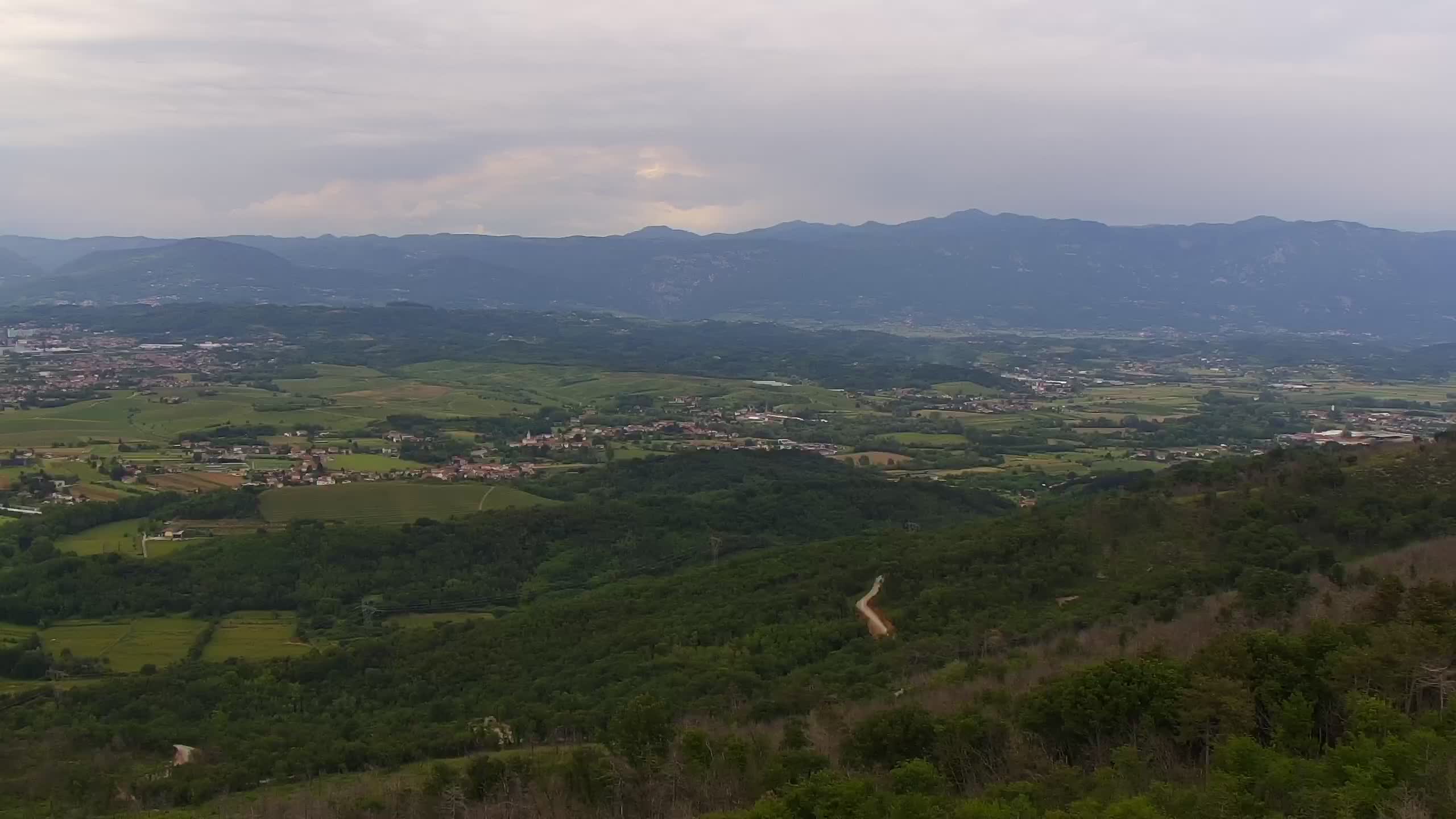 Webcam en direct Cerje – Miren – Kostanjevica – Slovénie