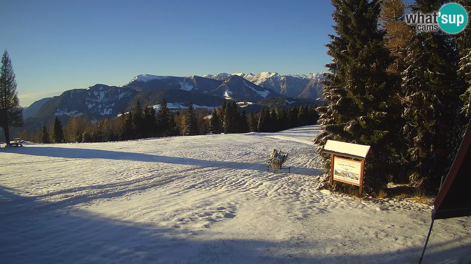 Escuela de esquí Novinar – estación de esquí webcam Cerkno – Eslovenia