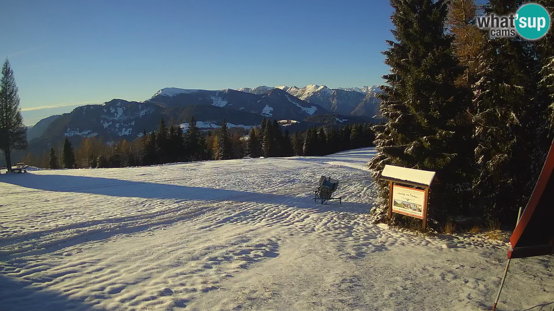 Escuela de esquí Novinar – estación de esquí webcam Cerkno – Eslovenia