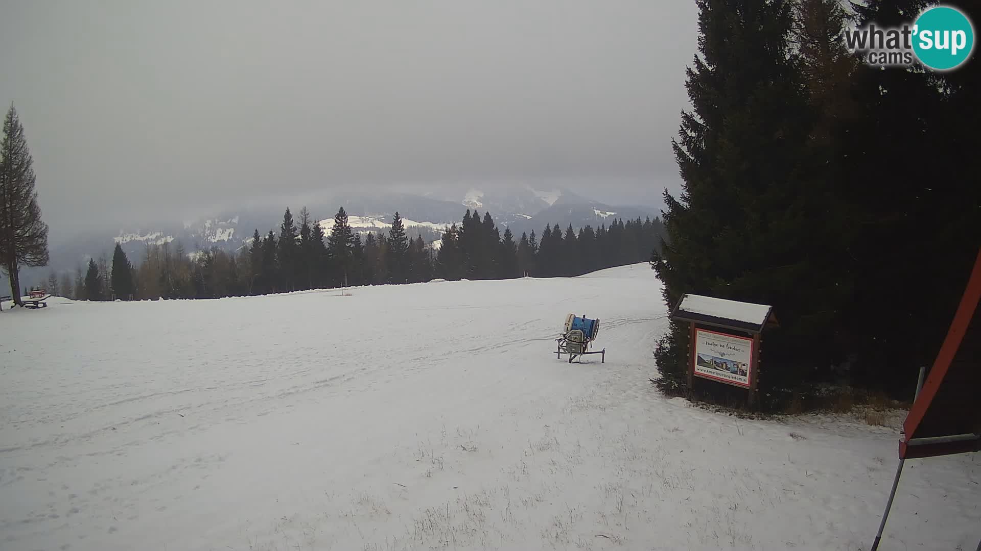 Smučarska šola Novinar – spletna kamera smučišče Cerkno