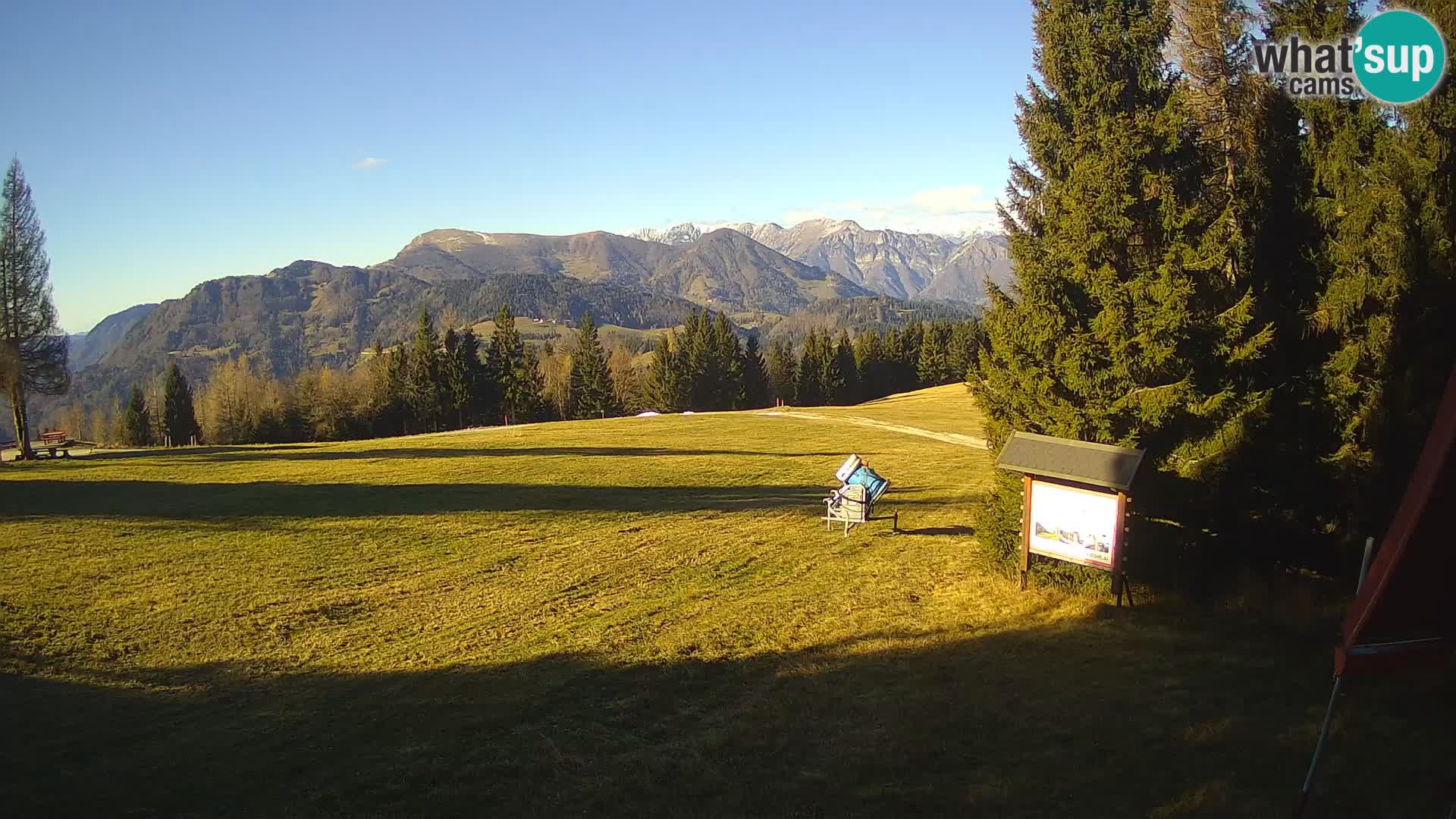 Escuela de esquí Novinar – estación de esquí webcam Cerkno – Eslovenia