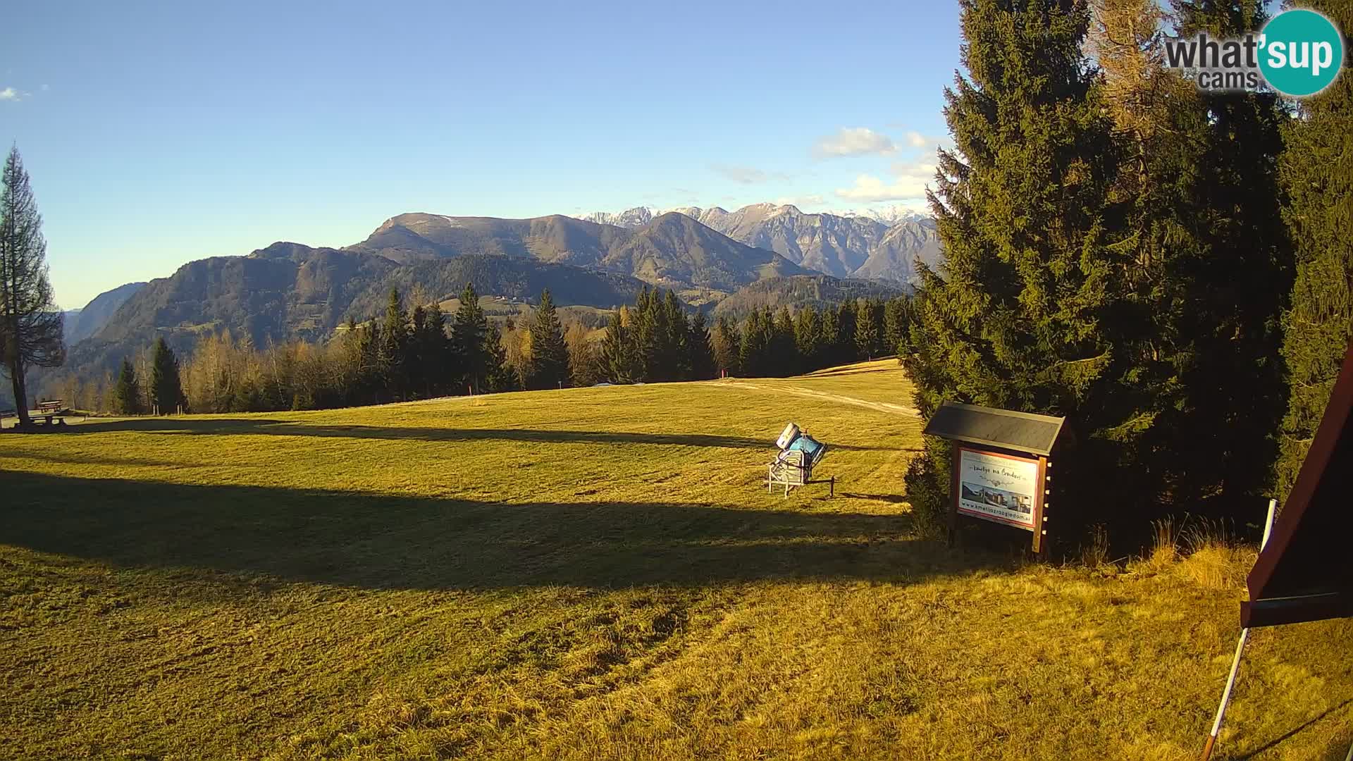 Escuela de esquí Novinar – estación de esquí webcam Cerkno – Eslovenia