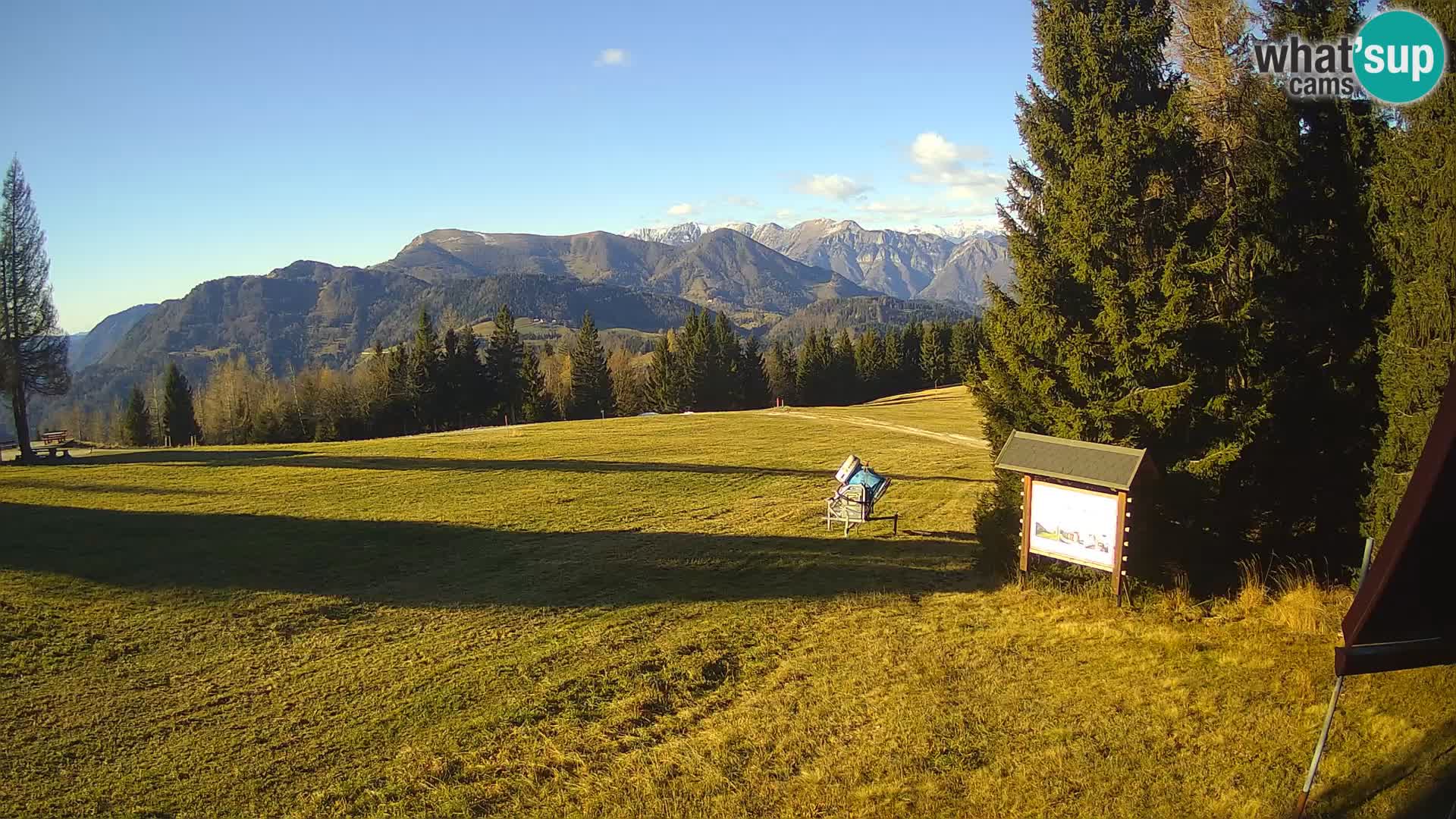 Escuela de esquí Novinar – estación de esquí webcam Cerkno – Eslovenia