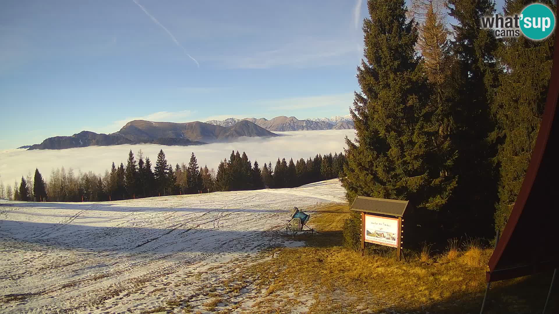 Smučarska šola Novinar – spletna kamera smučišče Cerkno