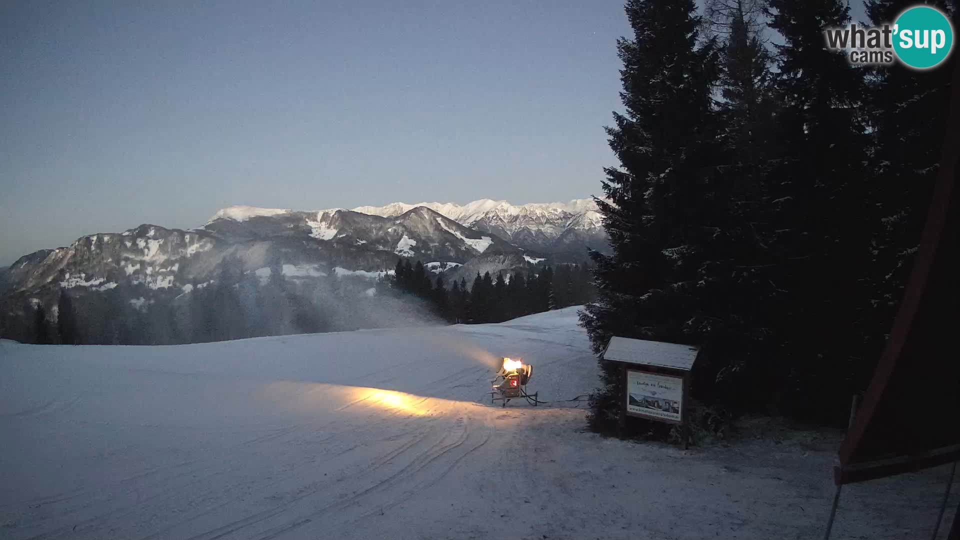 Escuela de esquí Novinar – estación de esquí webcam Cerkno – Eslovenia