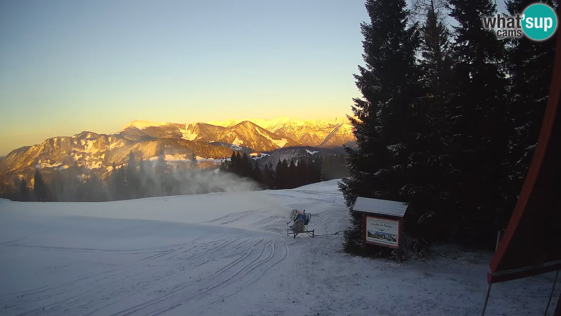 Escuela de esquí Novinar – estación de esquí webcam Cerkno – Eslovenia