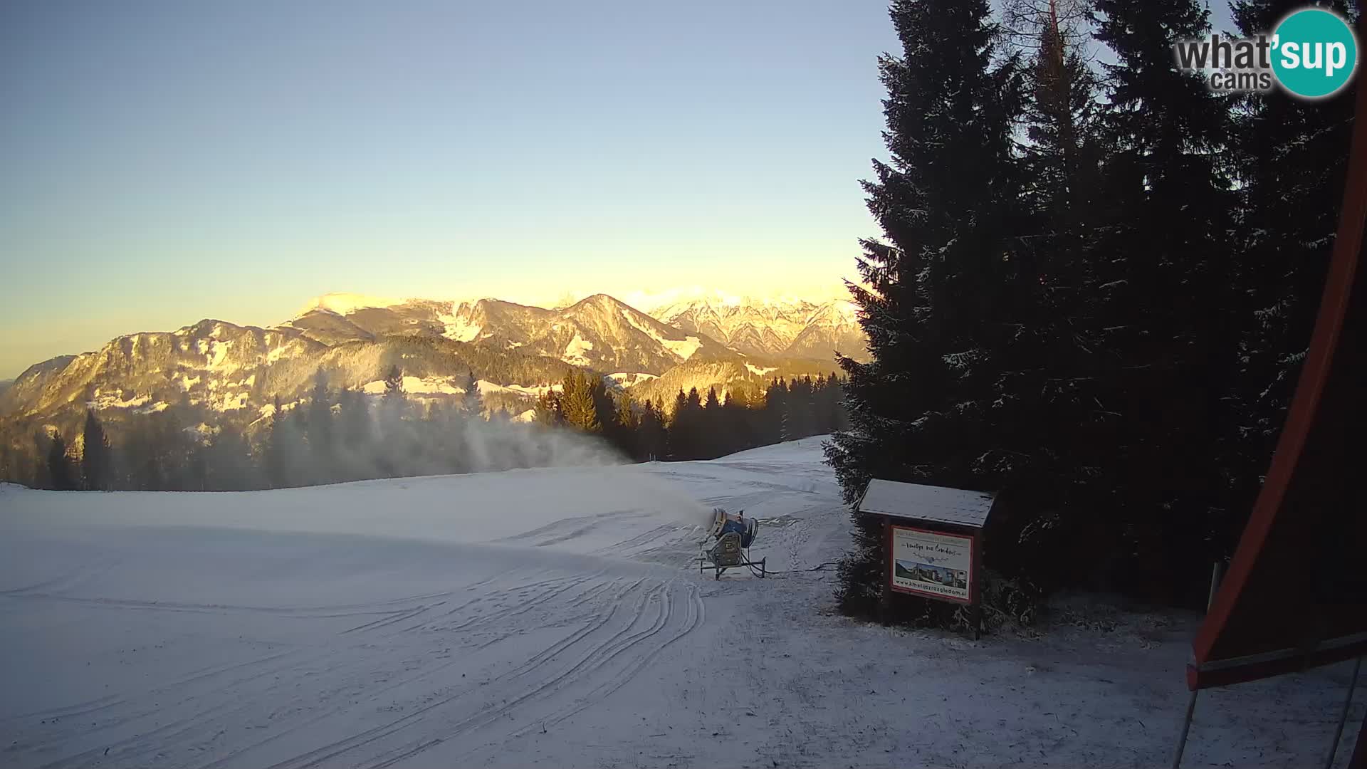 Escuela de esquí Novinar – estación de esquí webcam Cerkno – Eslovenia