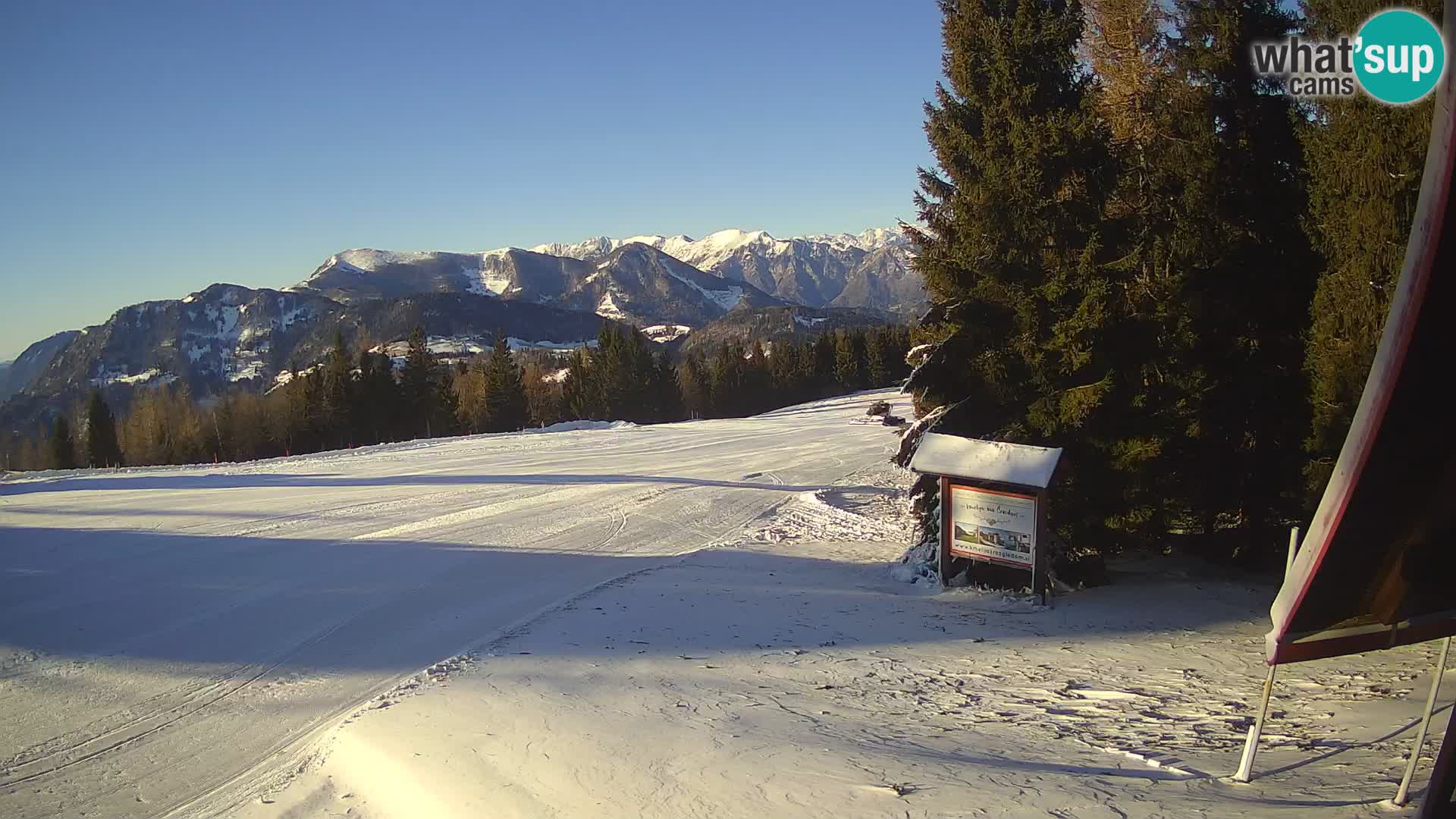 Escuela de esquí Novinar – estación de esquí webcam Cerkno – Eslovenia