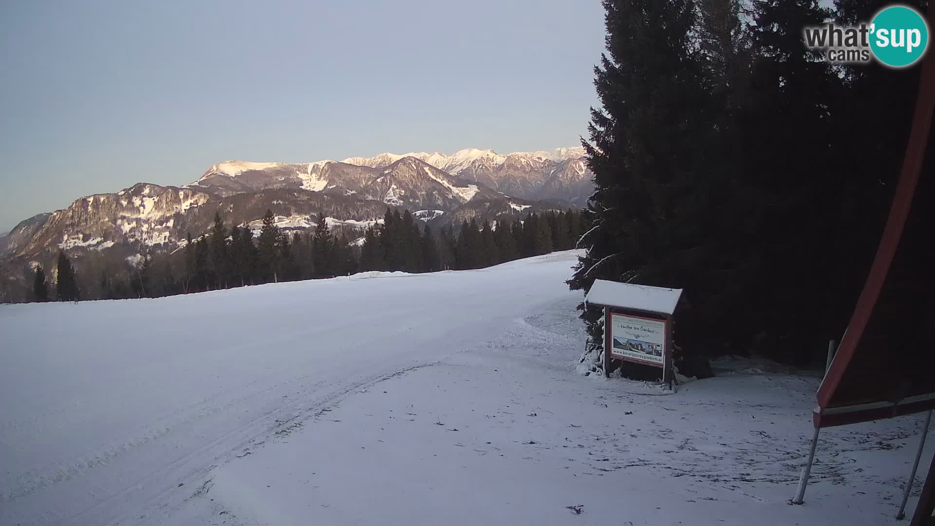 Escuela de esquí Novinar – estación de esquí webcam Cerkno – Eslovenia