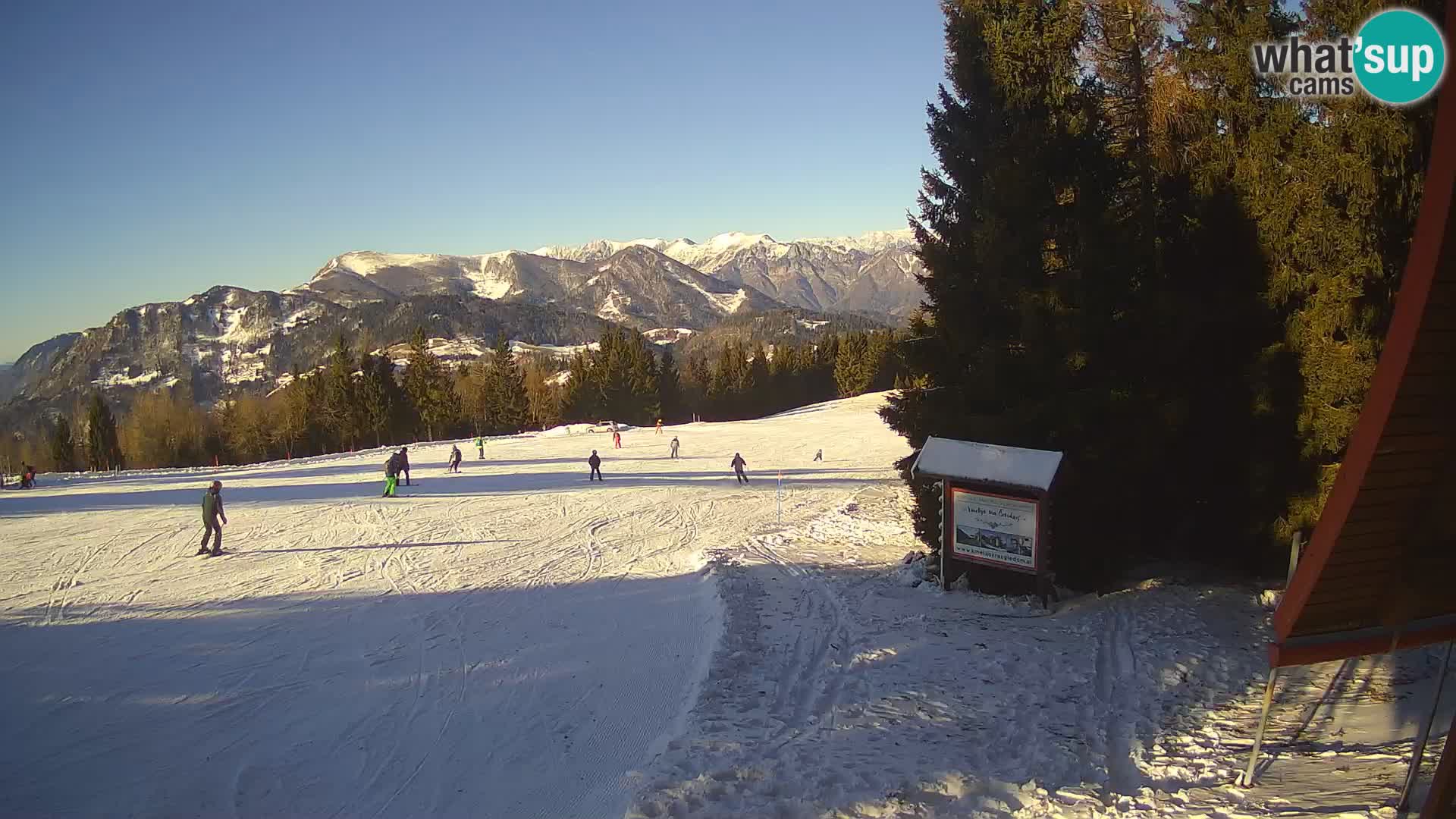 Ski school Novinar – webcam ski resort Cerkno – Slovenia