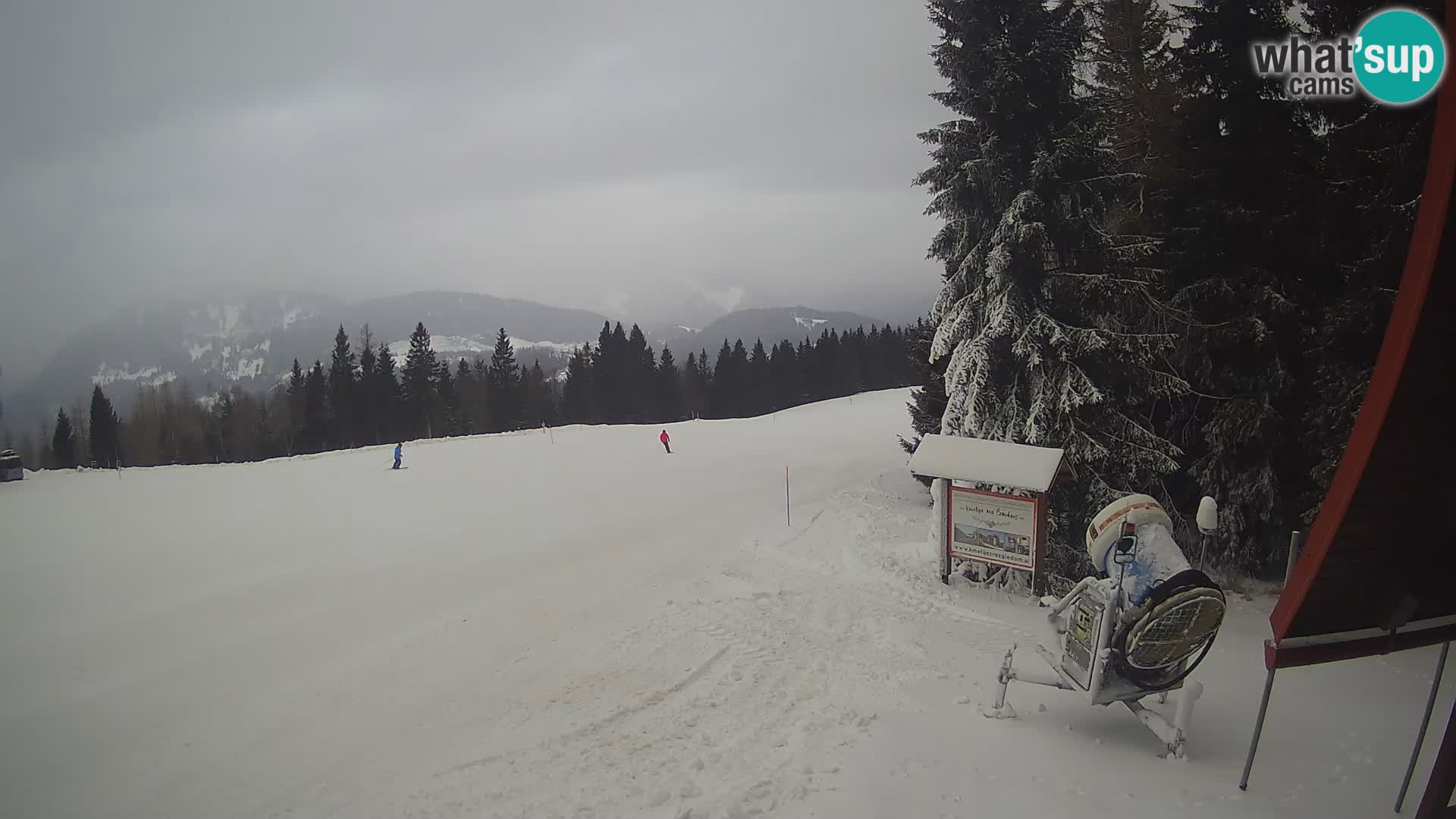 Smučarska šola Novinar – spletna kamera smučišče Cerkno