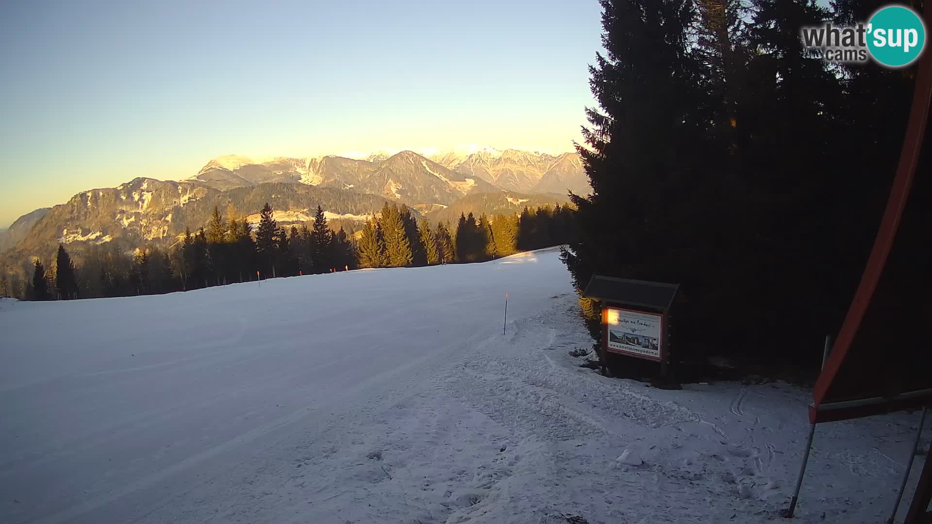 Escuela de esquí Novinar – estación de esquí webcam Cerkno – Eslovenia