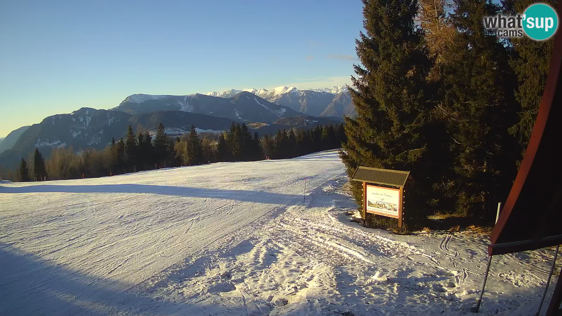 Ski school Novinar – webcam ski resort Cerkno – Slovenia