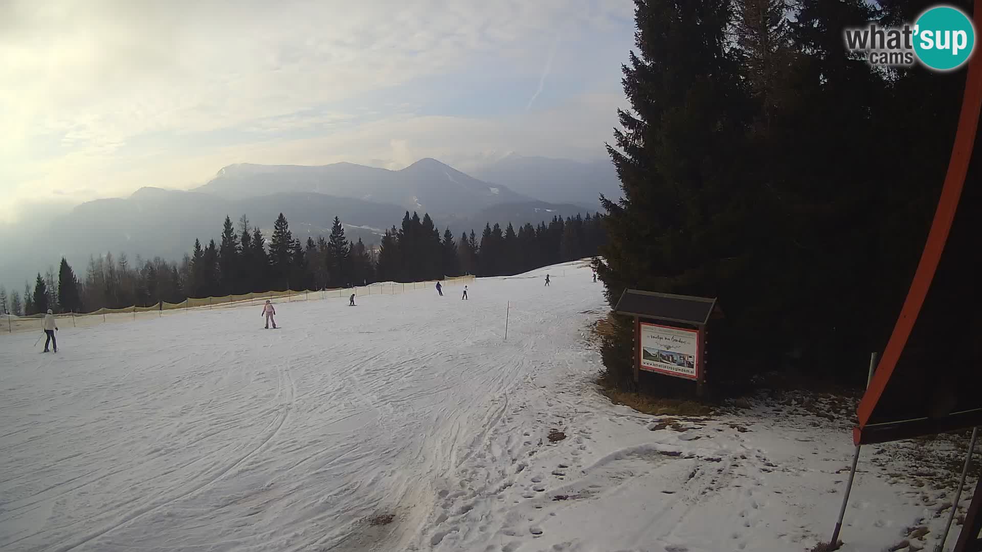 Escuela de esquí Novinar – estación de esquí webcam Cerkno – Eslovenia