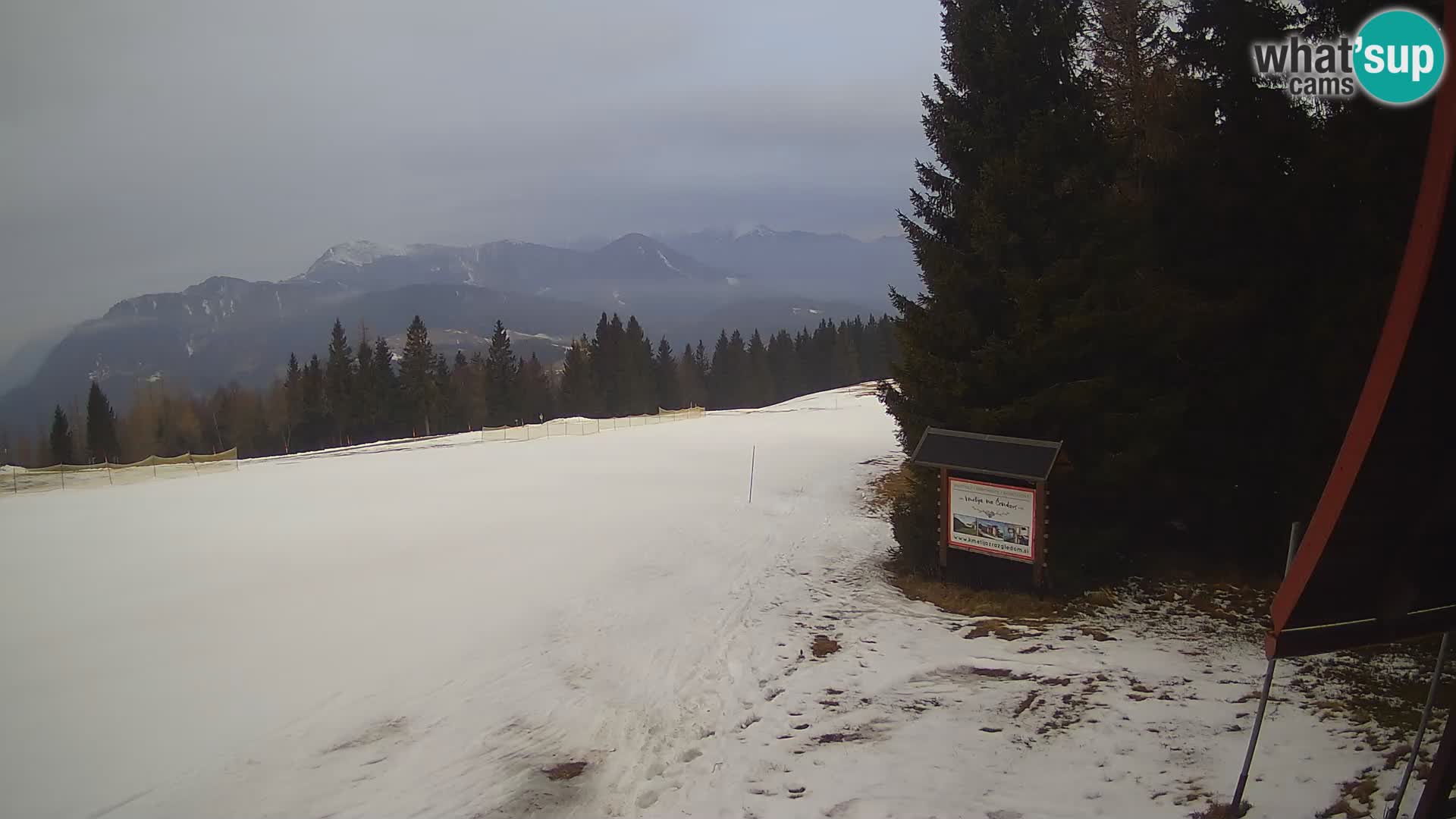 Escuela de esquí Novinar – estación de esquí webcam Cerkno – Eslovenia