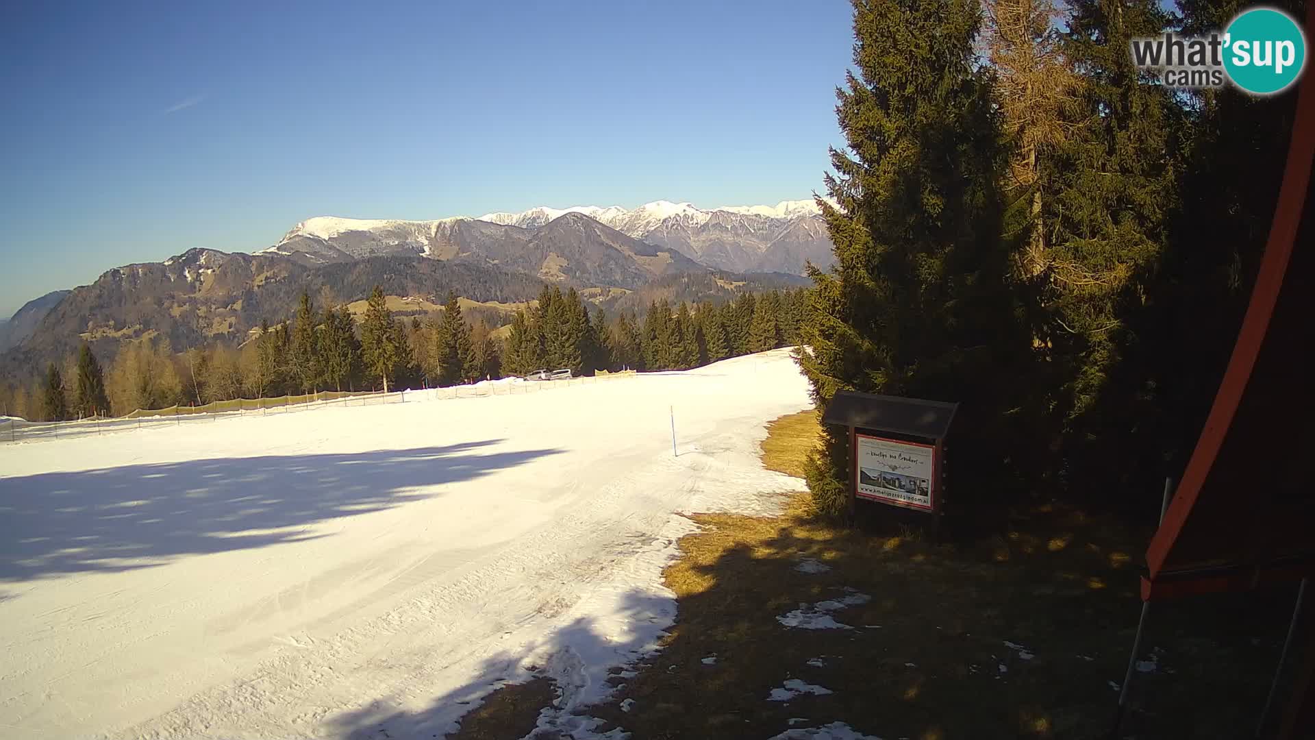 Escuela de esquí Novinar – estación de esquí webcam Cerkno – Eslovenia