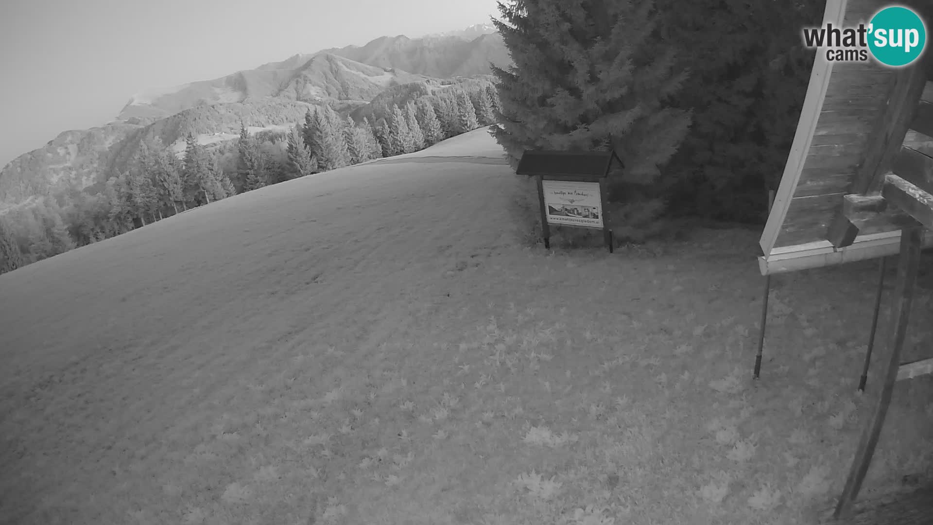 Escuela de esquí Novinar – estación de esquí webcam Cerkno – Eslovenia