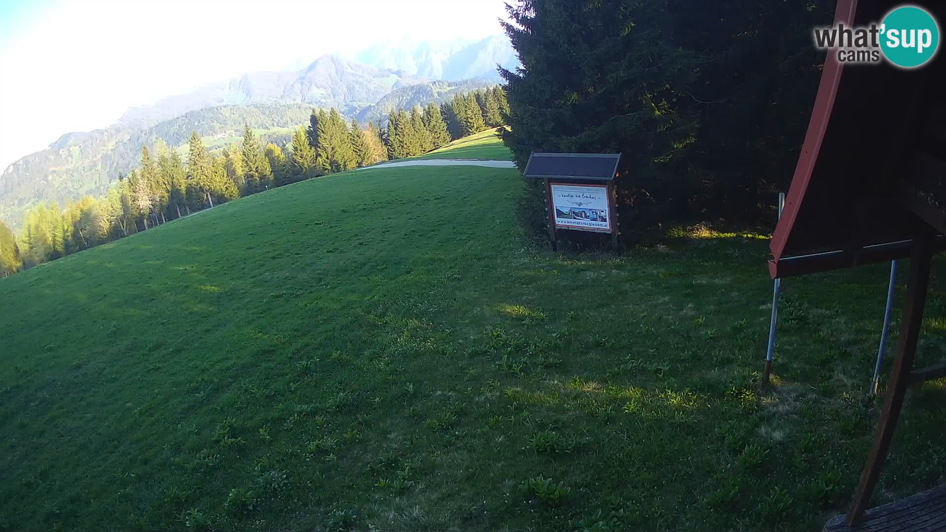 Escuela de esquí Novinar – estación de esquí webcam Cerkno – Eslovenia