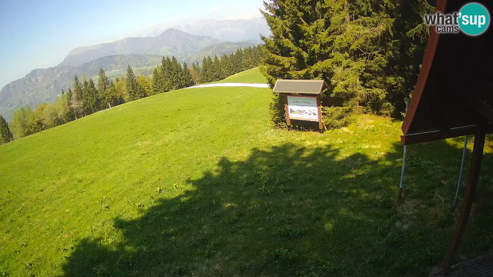 Escuela de esquí Novinar – estación de esquí webcam Cerkno – Eslovenia