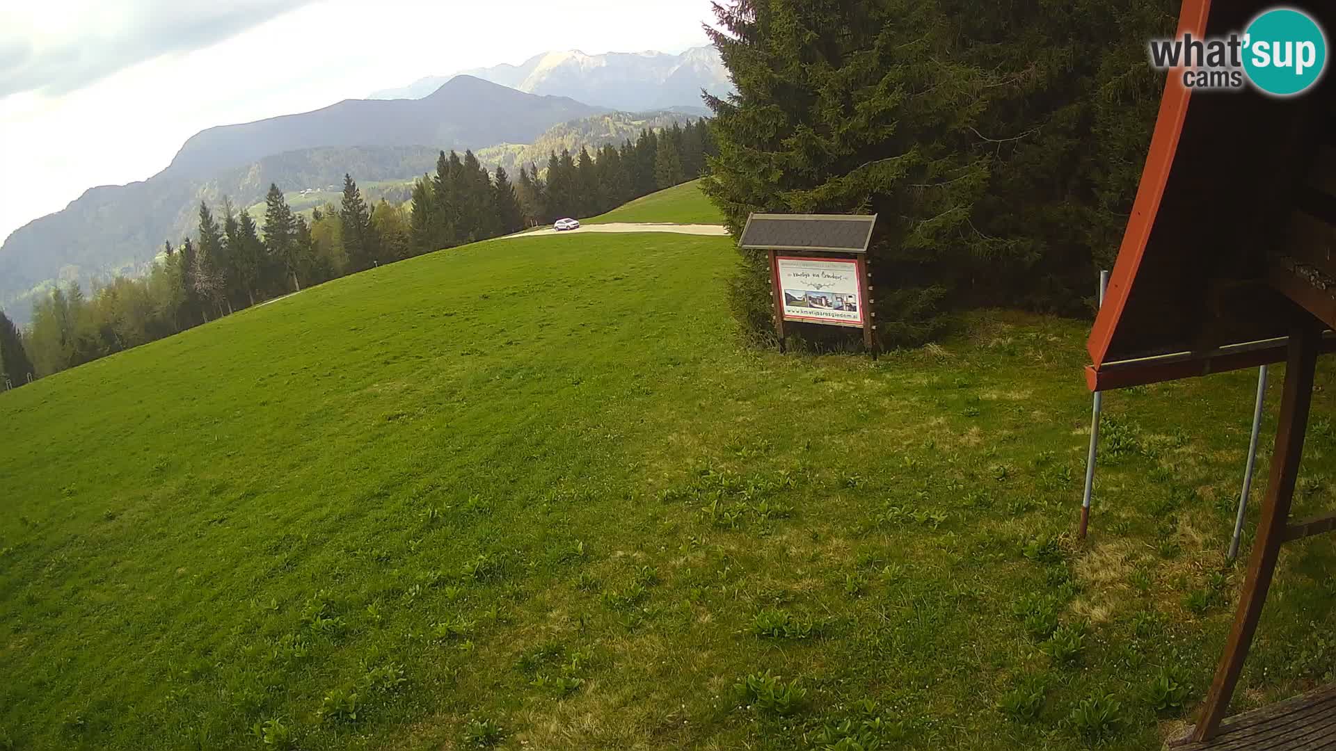 Smučarska šola Novinar – spletna kamera smučišče Cerkno