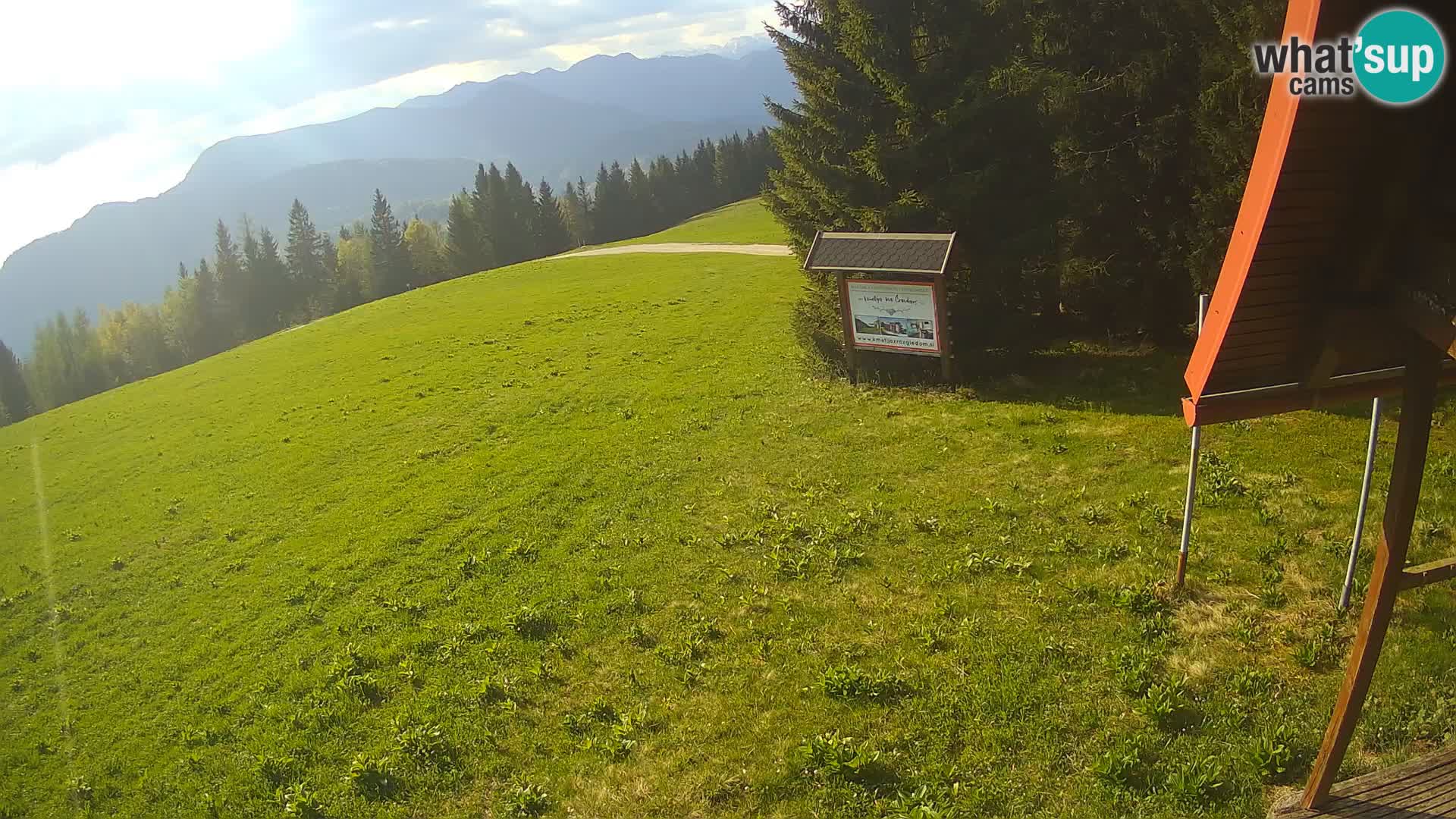 Smučarska šola Novinar – spletna kamera smučišče Cerkno