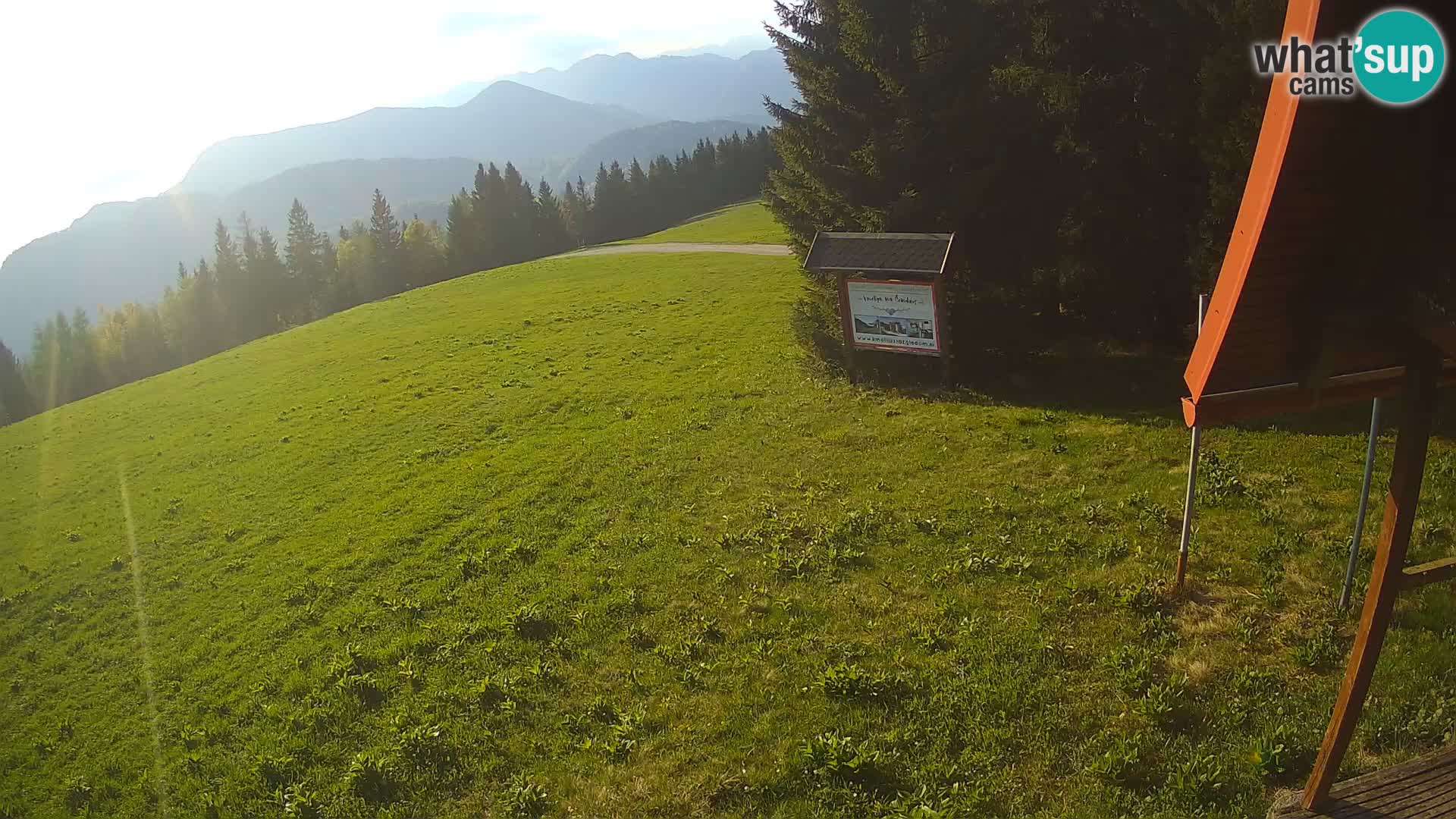 Smučarska šola Novinar – spletna kamera smučišče Cerkno