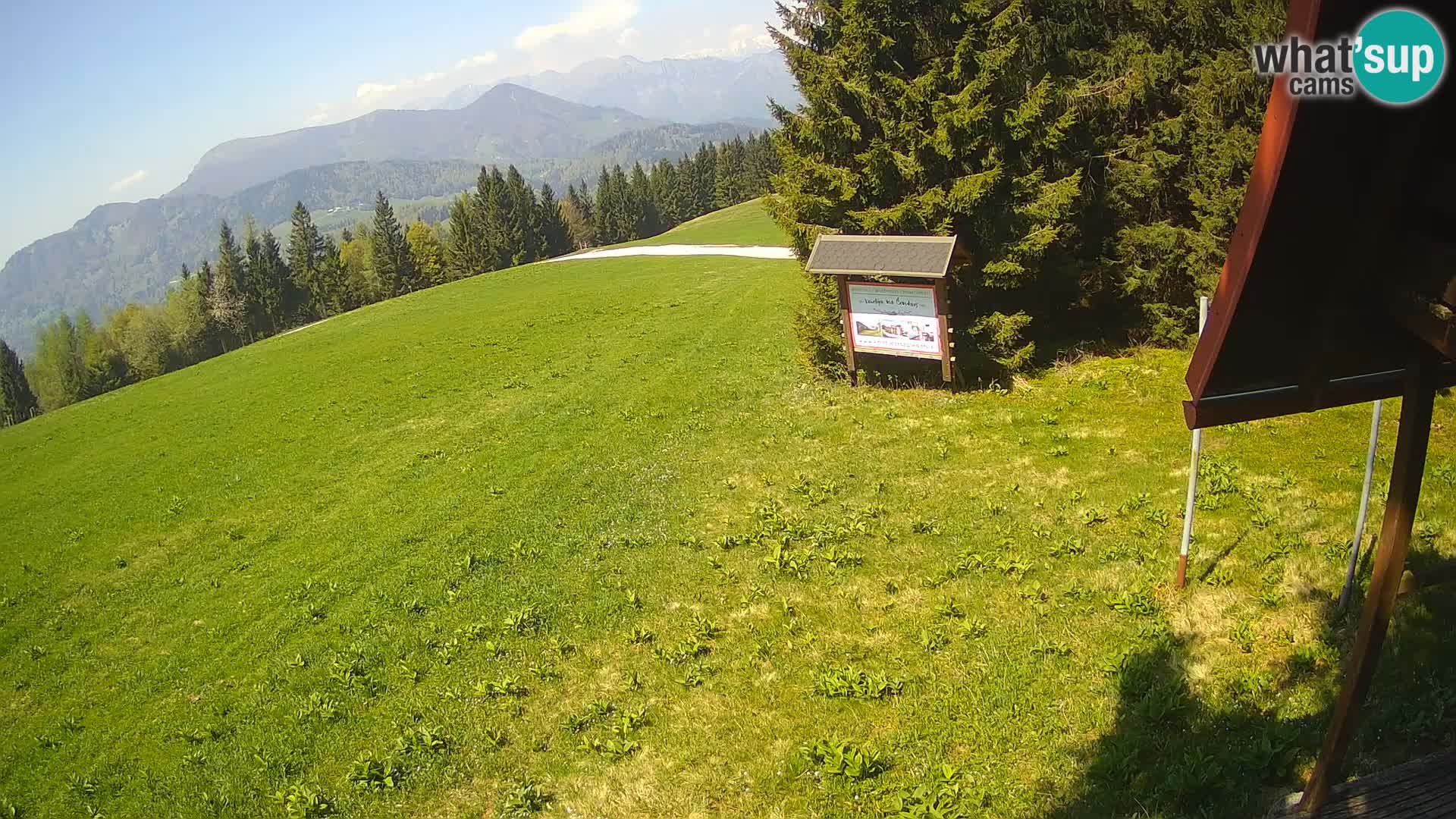Escuela de esquí Novinar – estación de esquí webcam Cerkno – Eslovenia