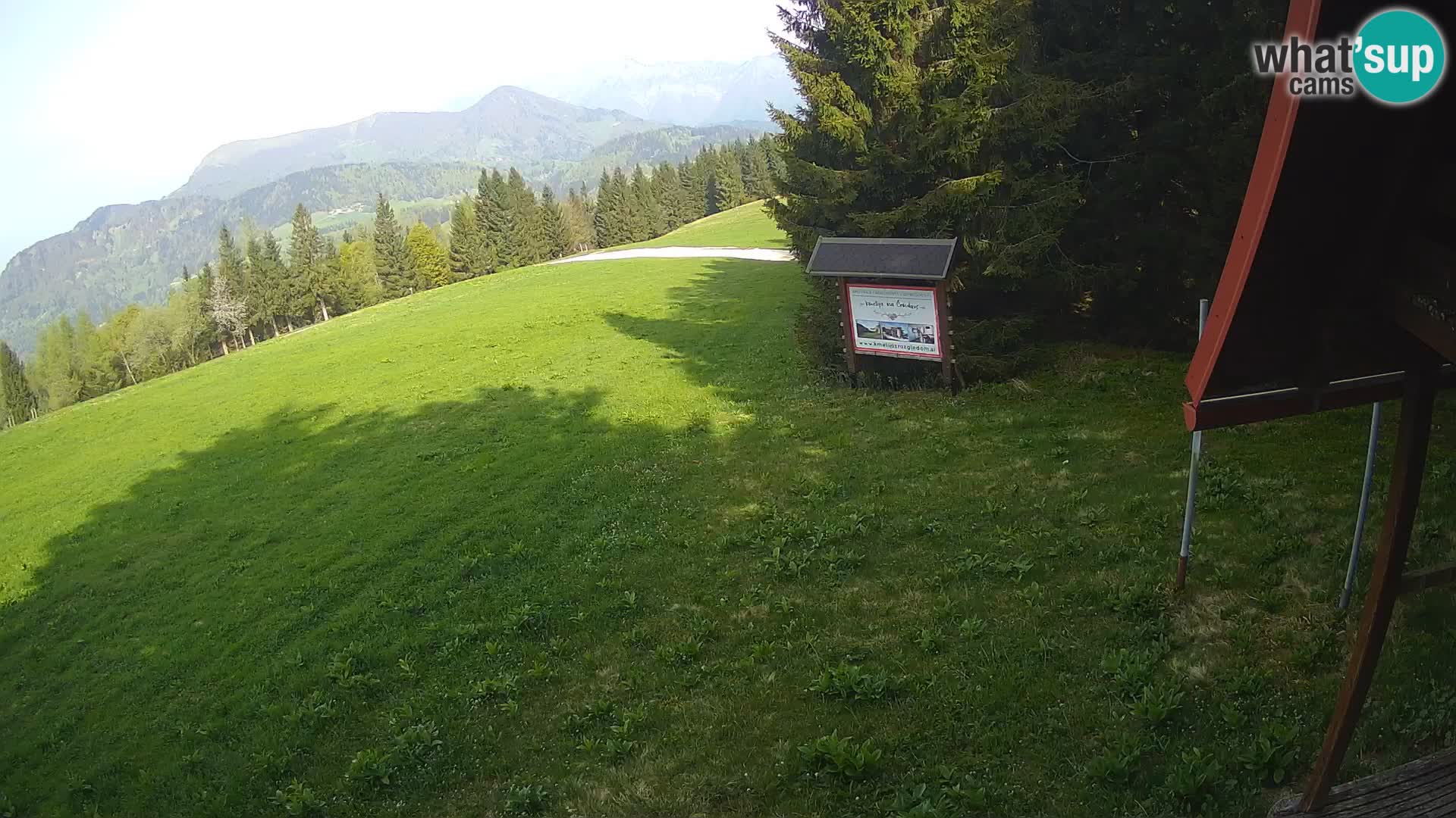Smučarska šola Novinar – spletna kamera smučišče Cerkno