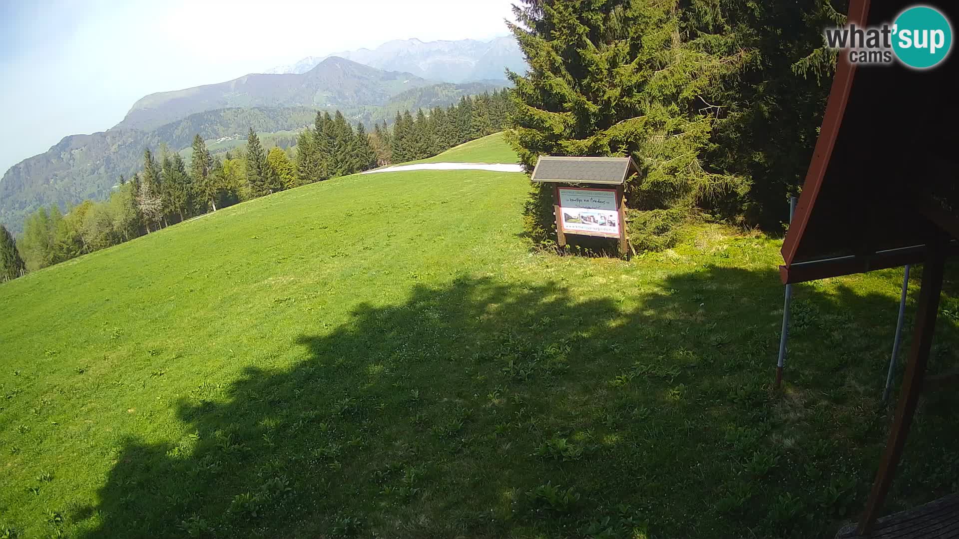 Smučarska šola Novinar – spletna kamera smučišče Cerkno
