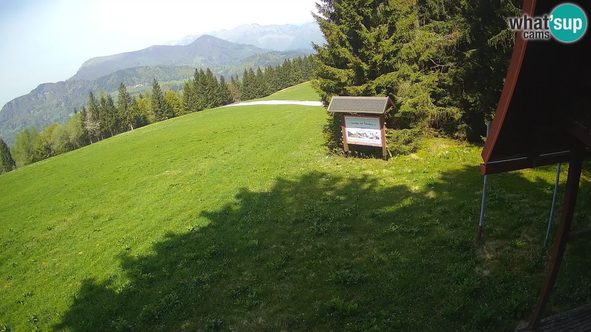 Ski school Novinar – webcam ski resort Cerkno – Slovenia