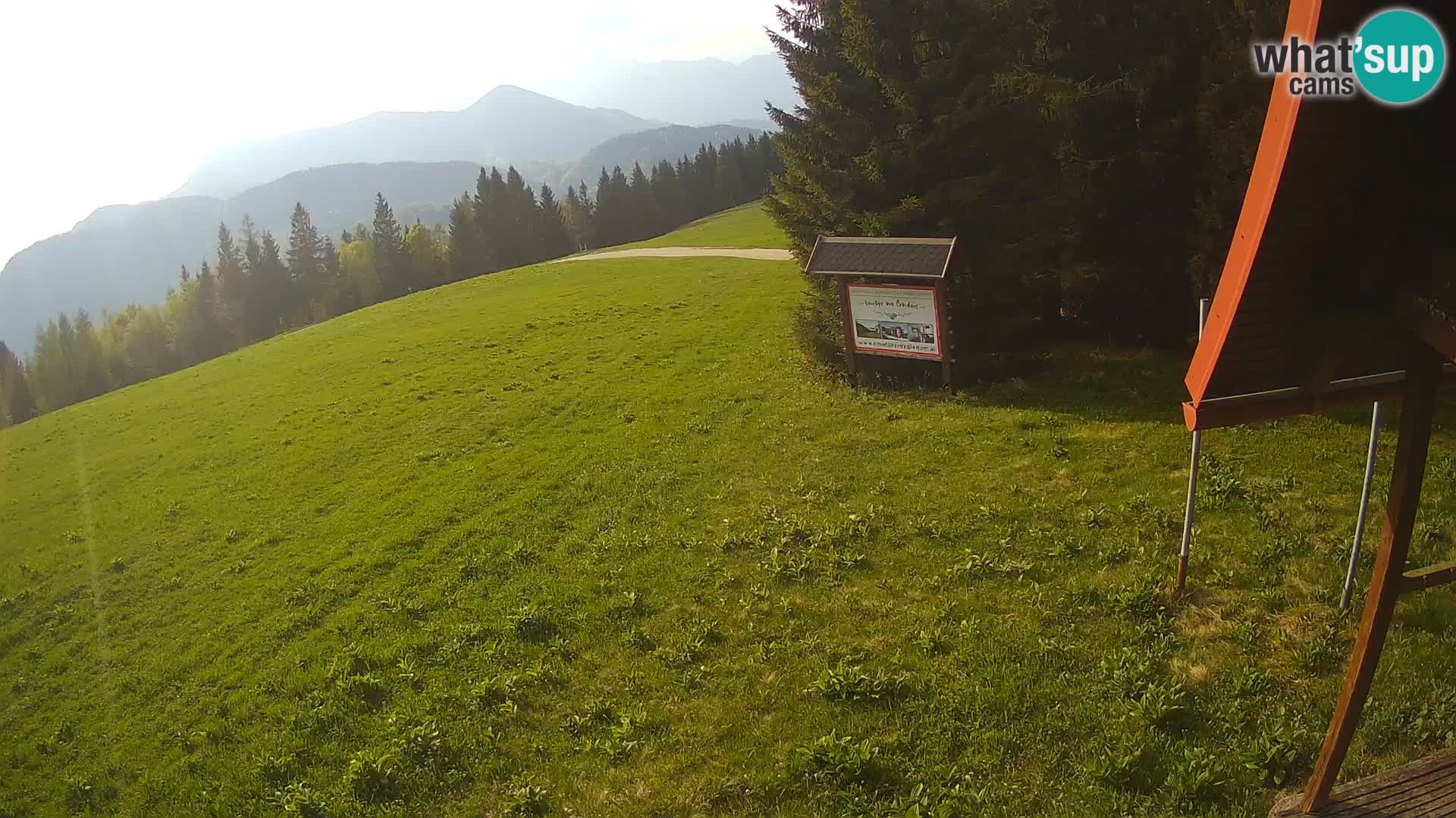 Escuela de esquí Novinar – estación de esquí webcam Cerkno – Eslovenia