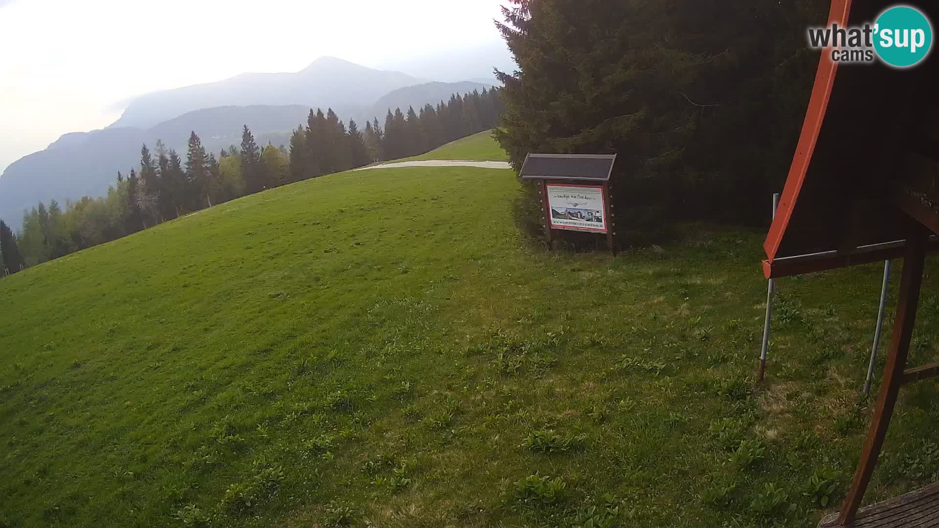 Ski school Novinar – webcam ski resort Cerkno – Slovenia