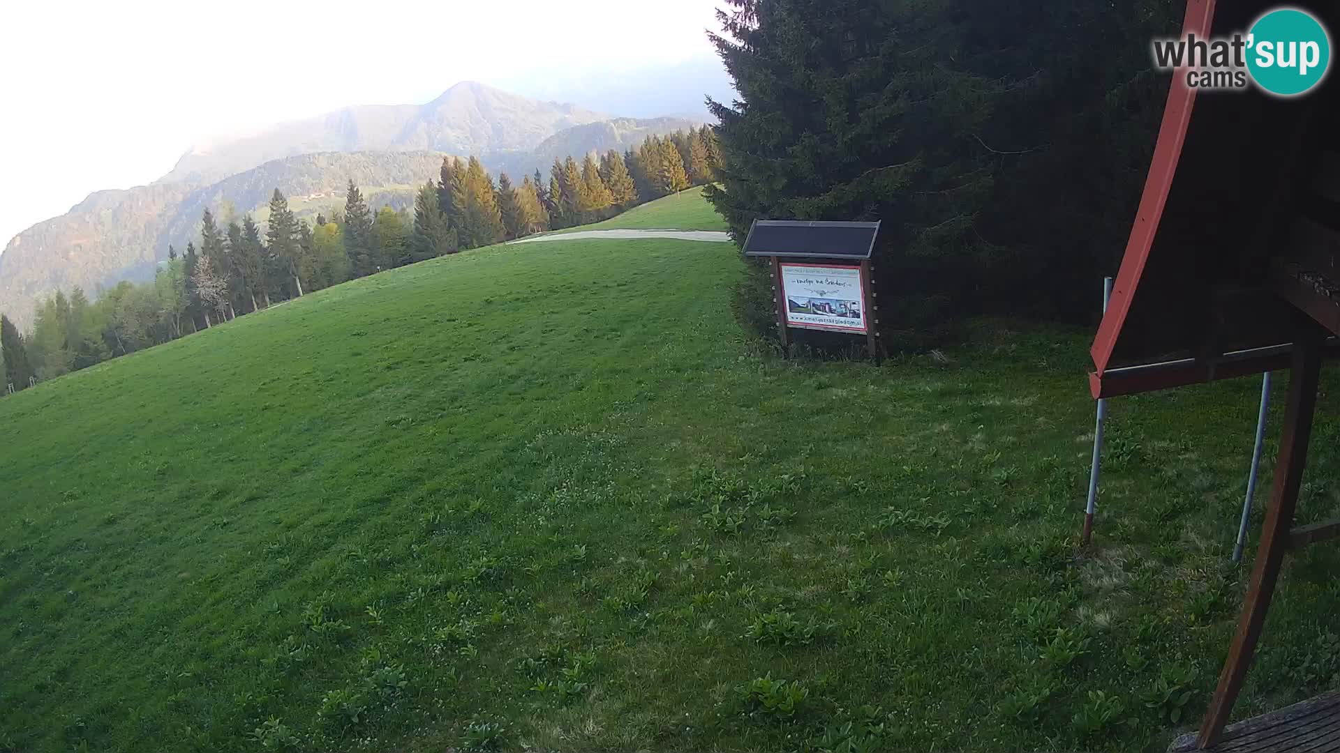 Escuela de esquí Novinar – estación de esquí webcam Cerkno – Eslovenia