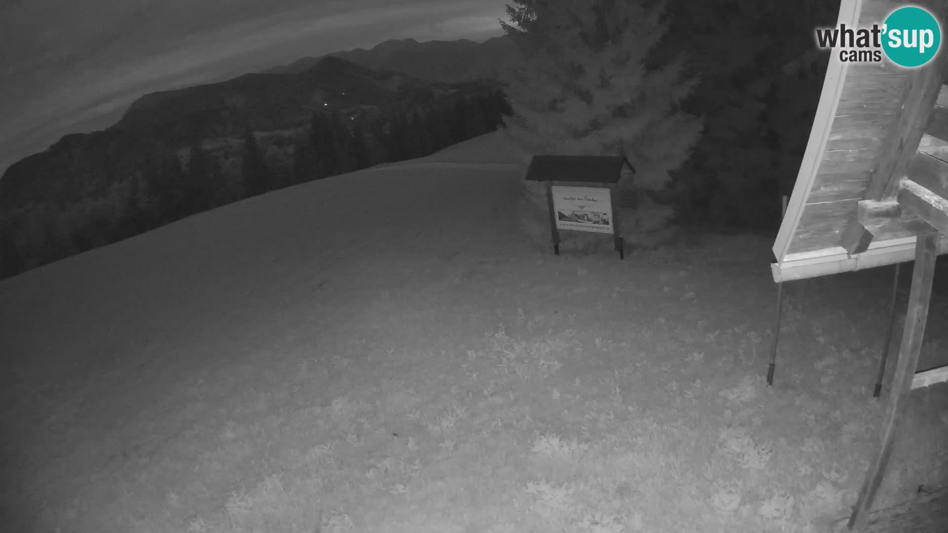 Smučarska šola Novinar – spletna kamera smučišče Cerkno